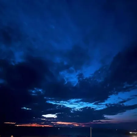 In Near Wellington Racecourse * Ostend