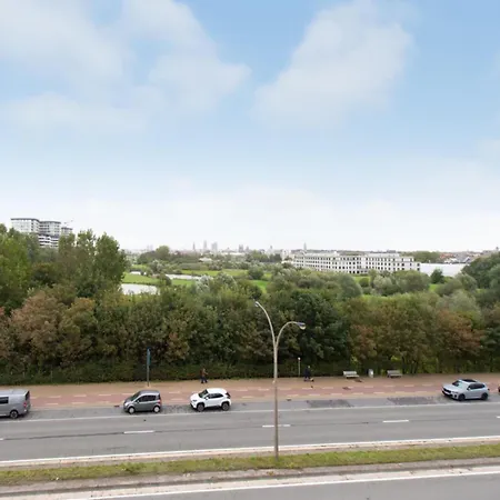 In Near Wellington Racecourse 公寓 *